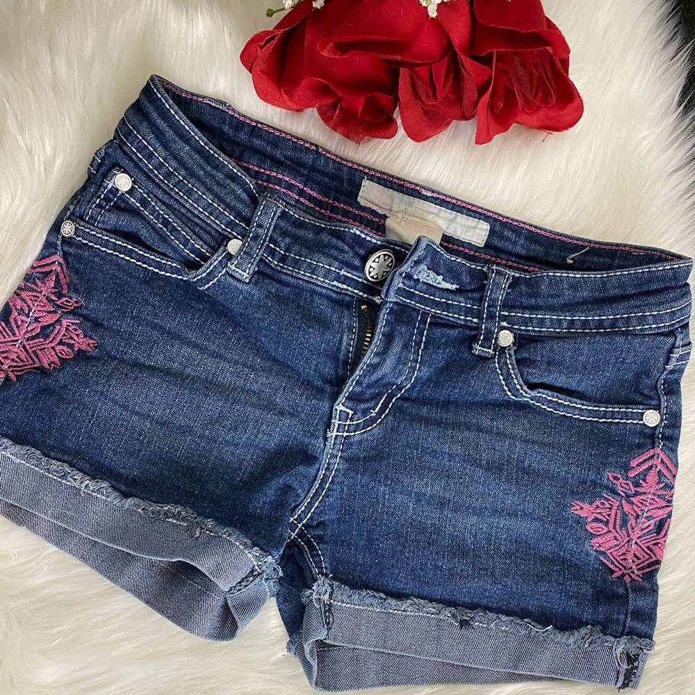 girl's short